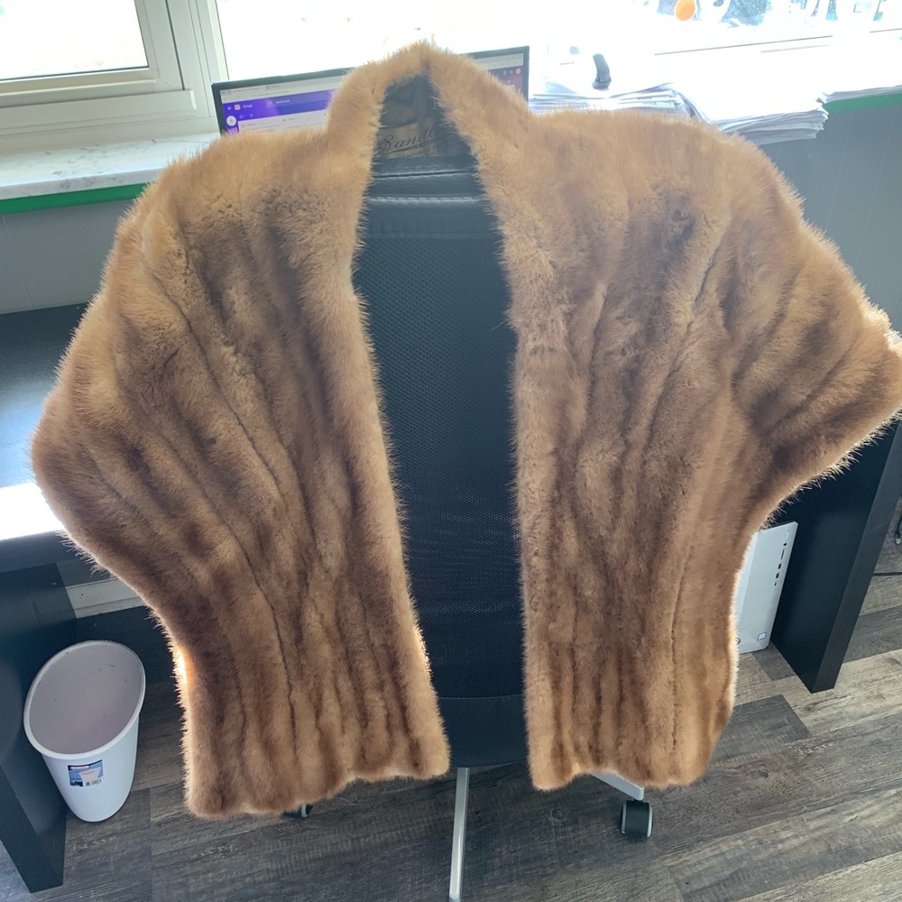 Vintage faux fur shull / scarf with pockets